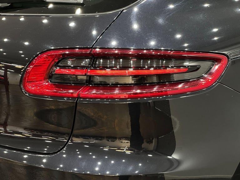 2015 Porsche Macan 2.0T SUV 5dr Petrol PDK 4WD Euro 6 (s/s) (237 ps) ESTATE Petrol Automatic