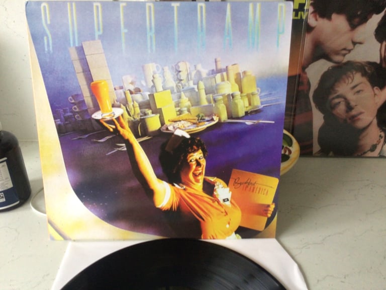 image for SUPERTRAMP BREAKfAST IN AMERICA 