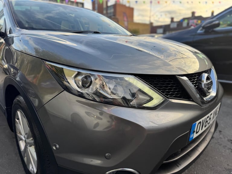 2015 Nissan Qashqai 1.2 DIG-T Tekna SUV 5dr Petrol XTRON 2WD Euro 6 (s/s) (115 ps) HATCHBACK Petr...