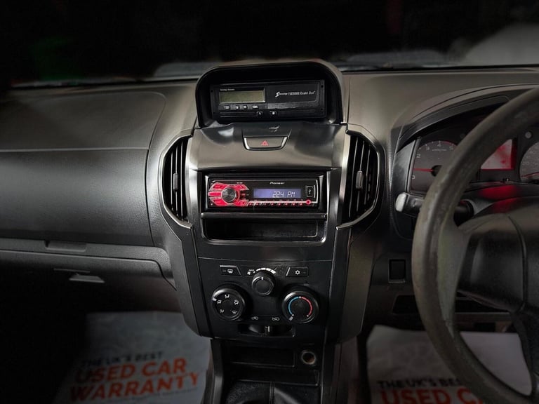 ISUZU D-MAX ISUZU 2.5 TD MANUAL MONSTER 5 2014