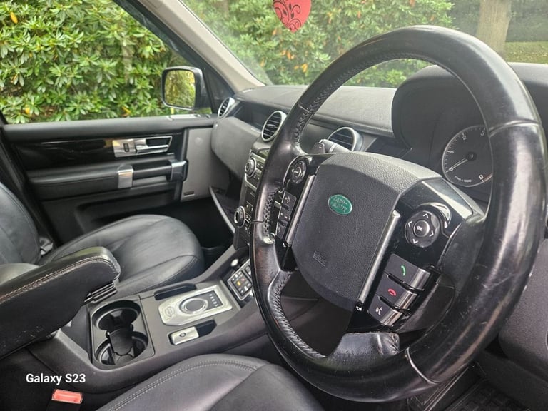 2013 Land Rover Discovery 3.0 SDV6 255 HSE 5dr Auto ESTATE DIESEL Automatic