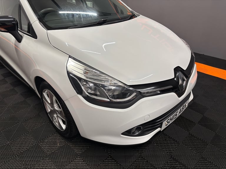 2015 Renault Clio 1.2 16V Dynamique MediaNav 5dr HATCHBACK Petrol Manual