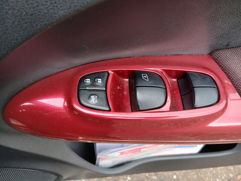 2011 Nissan Juke 1.6 Acenta 5dr [Premium Pack] HATCHBACK Petrol Manual