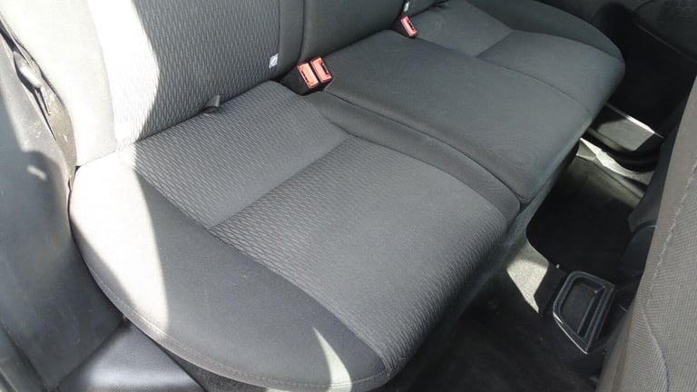 LAND ROVER FREELANDER 2 2.2 TD4 GS Grey Manual Diesel 2011