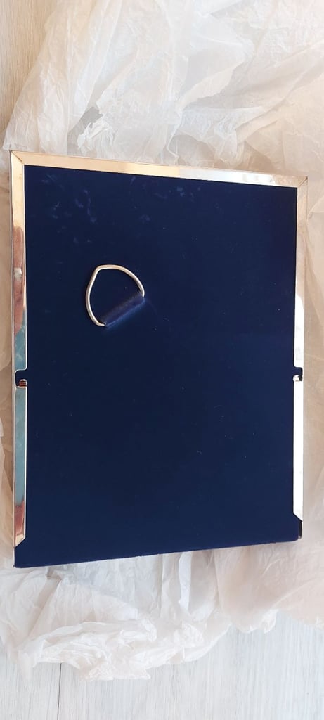BNIB Silver Photo Frame & Perpetual Calendar Bundle