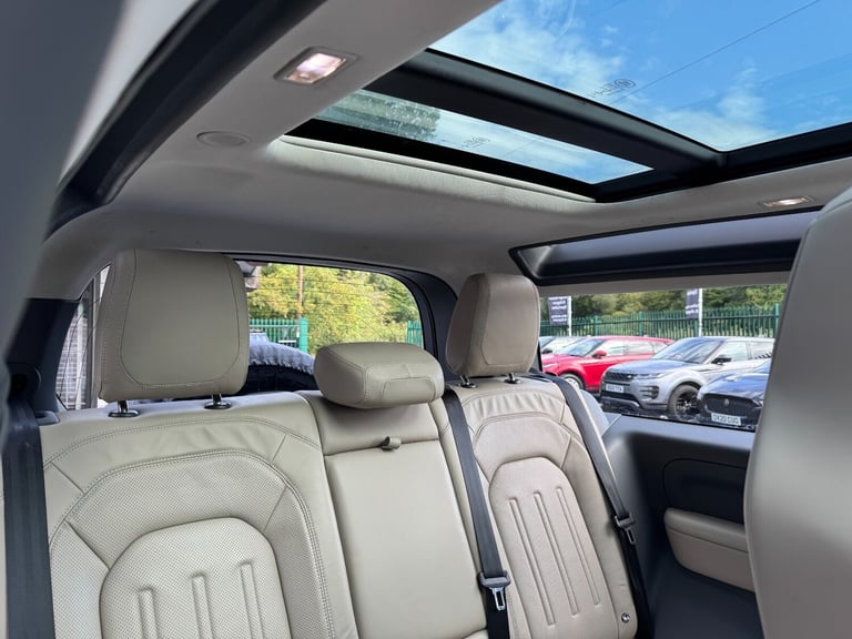 2021 Land Rover Defender 2.0 P300 HSE 90 3dr Auto [6 Seat] Estate Petrol Automatic