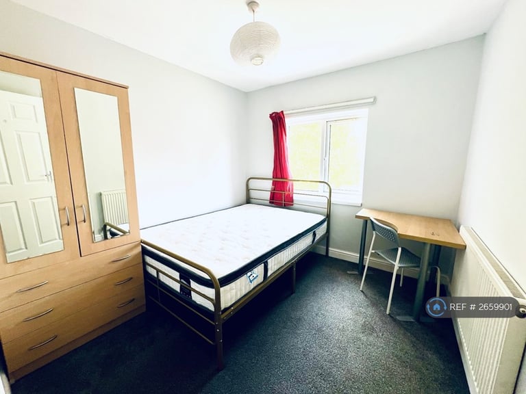 7 bedroom house in Eagle Street, Leamington Spa, CV31 (7 bed) (#2659901)