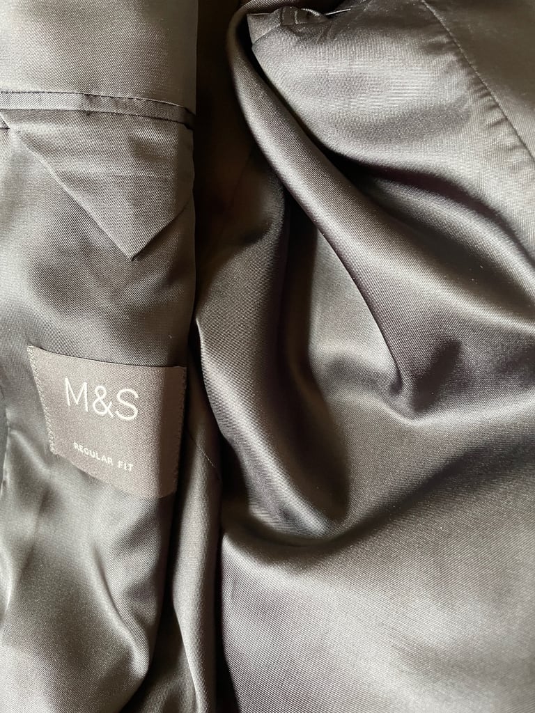 Bargain. Worn once men’s M&S black suit. 46” chest 38” 31” trousers
