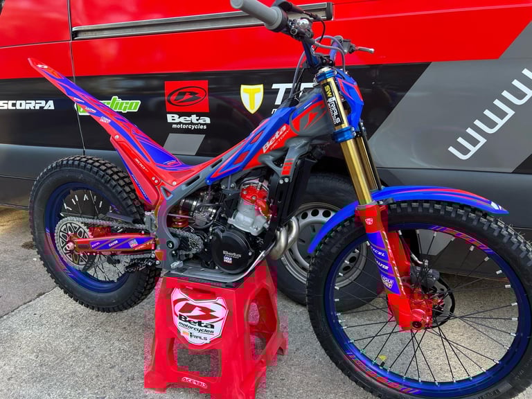2025 Beta EVO Factory 2T 300cc Trials Bike - Top Spec Off-Road Clubman Expert