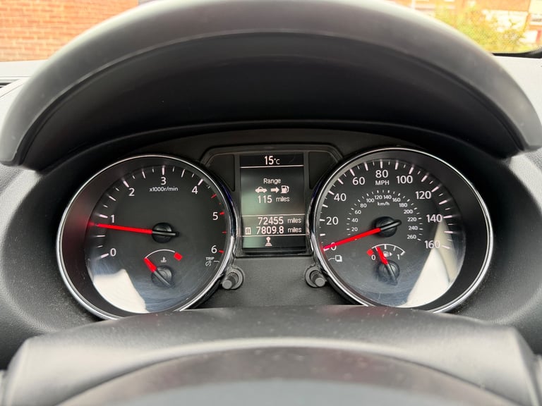 Nissan, QASHQAI, Hatchback, 2014, Manual, 1461 (cc), 5 doors