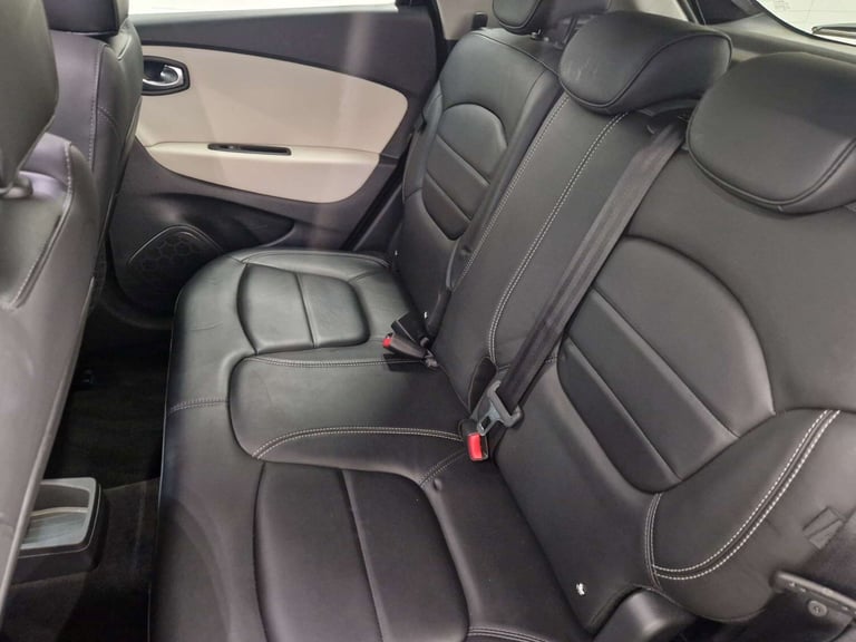 2017 Renault Captur 1.5 Captur Signature S Nav dCi 5dr SUV Diesel Manual
