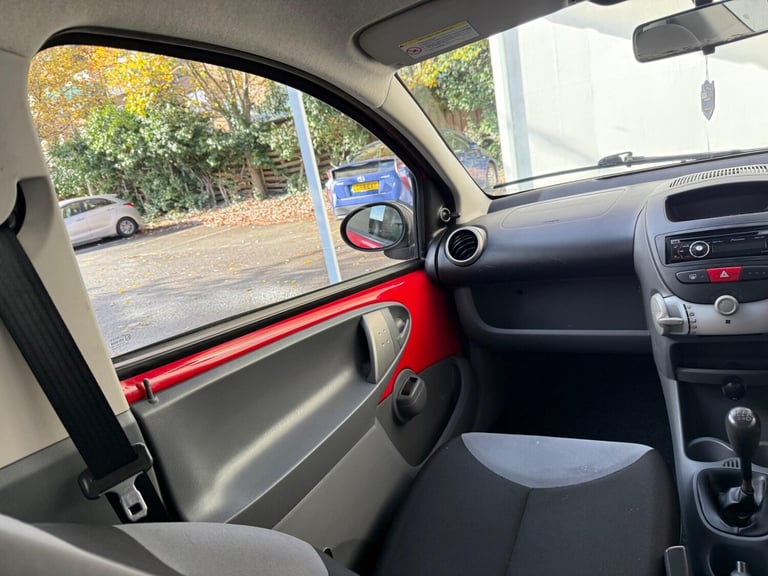 2008 Peugeot 107 1.0 12V Kiss Euro 4 3dr HATCHBACK Petrol Manual - Image 33