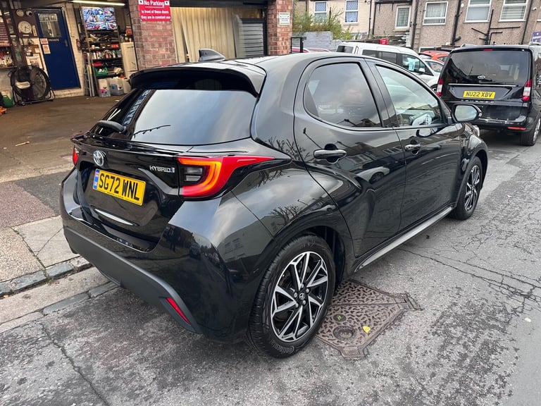 2022 Toyota Yaris 1.5 Hybrid Design 5dr CVT HATCHBACK Petrol/Electric Hybrid Automatic