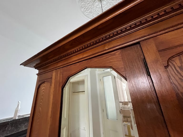 image for vintage wardrobe