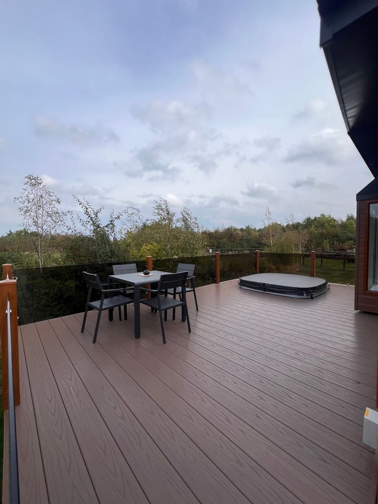 Pre-Owned Lodge for Sale – Hot Tub, Decking & More – Bredon View, Worcestershire WR10 3DY