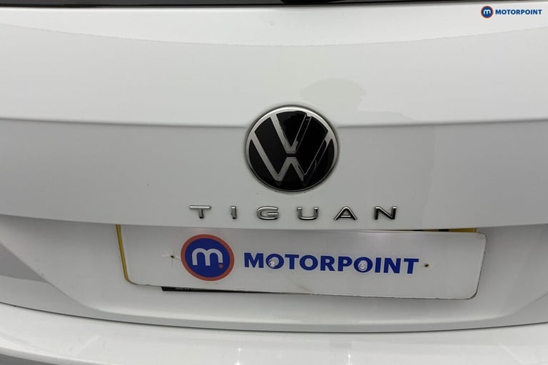 2023 Volkswagen Tiguan Allspace 2.0 TDI R-Line 5dr DSG ESTATE DIESEL Automatic