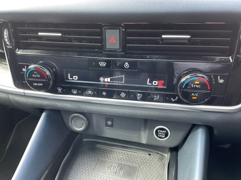 2021 Nissan Qashqai 1.3 DiG-T MH 158 Tekna 5dr Xtronic Hatchback Petrol Automatic