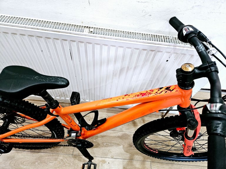 24” carerra blast mountain bike in good condition All fully working 