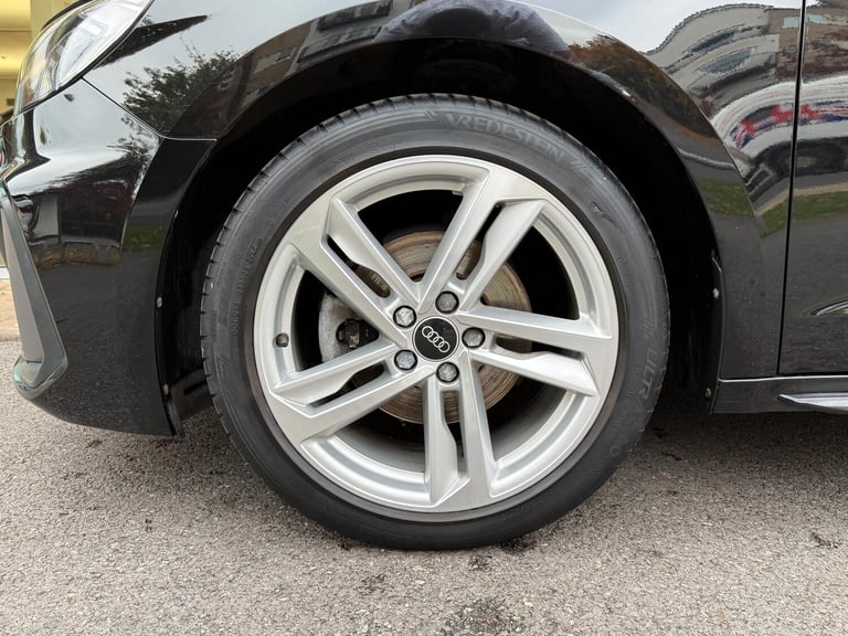 2022 Audi A1 1.0 TFSI 30 S line Sportback 5dr Petrol S Tronic Euro 6 (s/s) (110 ps) HATCHBACK Pet...