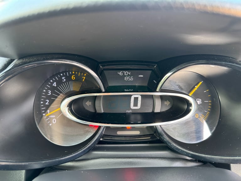 2014 Renault Clio 0.9 TCE 90 Expression+ Energy 5dr HATCHBACK Petrol Manual