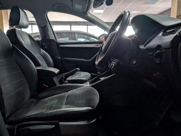 2016 Skoda Octavia 2.0 TDI SE L Hatchback 5dr Diesel DSG Euro 6 (s/s) (150 ps) HATCHBACK Diesel A...