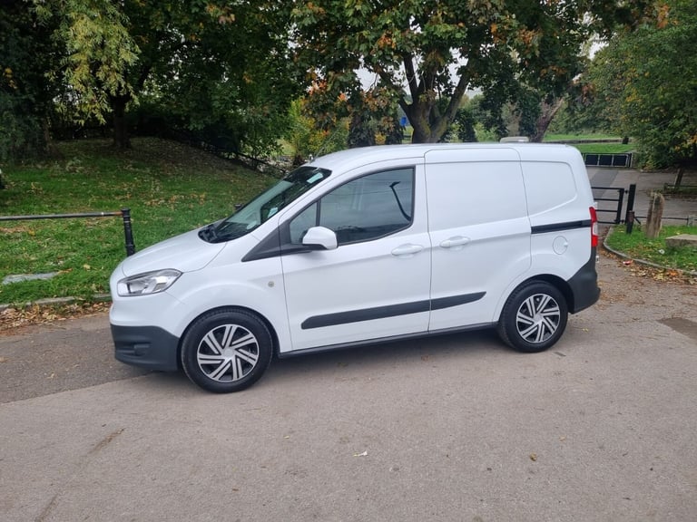 2018 Ford Transit Courier 1.5 TDCi 95ps Trend Van PANEL VAN Diesel Manual