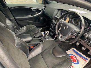 2017 Volvo V40 2.0 T3 R-Design Nav Plus Euro 6 (s/s) 5dr HATCHBACK Petrol Manual