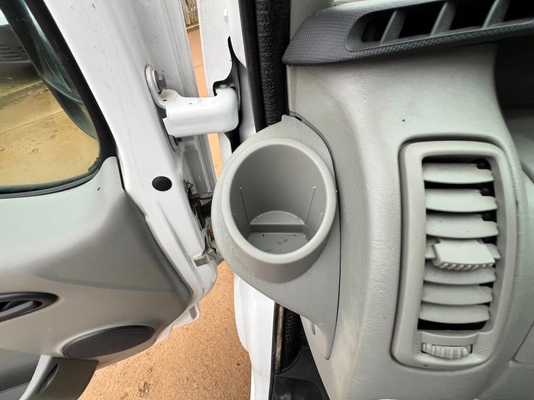 2010 Vauxhall Vivaro 2.0 2700 CDTi Panel Van 4dr Diesel Manual FWD L1 (215 g/km, 113 bhp) Panel V...