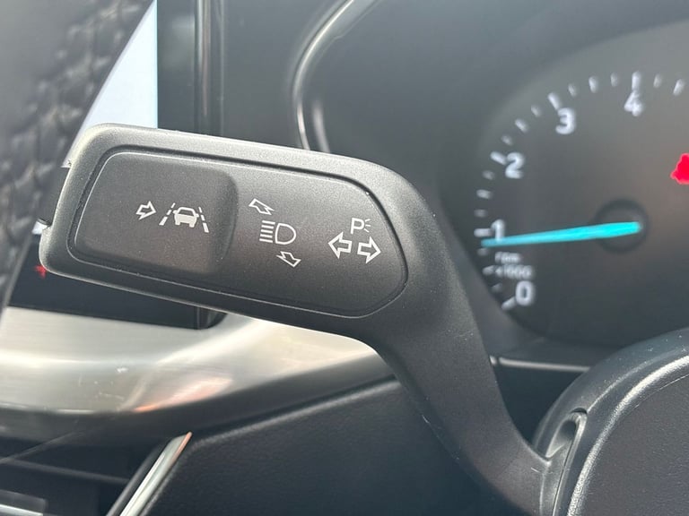 2022 Ford Focus 1.0 EcoBoost Titanium 5dr 5 Door PETROL Manual