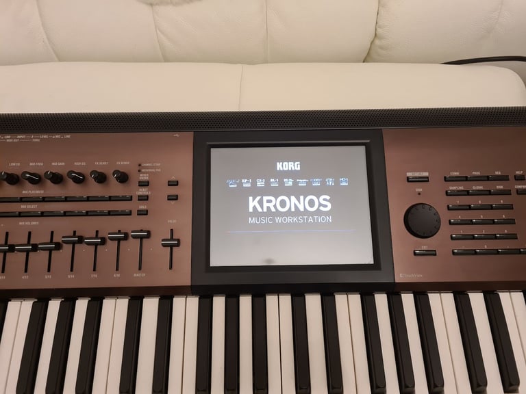 Korg Kronos 2 SE 88 Key - Almost Perfect Condition - Glasgow