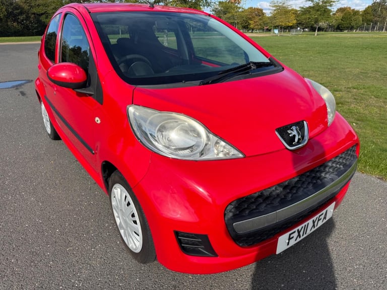 PEUGEOT 107 1.0 12V Urban 2011
