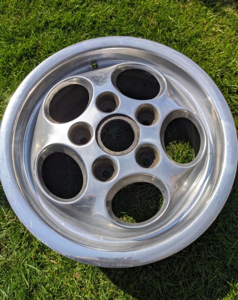 Set of 4 Porsche polished teledial wheels