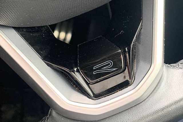 2022 Volkswagen T-Roc 1.5 TSI R-Line 5dr DSG HATCHBACK PETROL Automatic