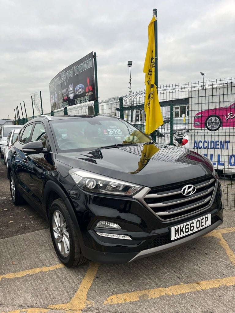 image for 2016 Hyundai TUCSON 1.7 CRDi Blue Drive SE SUV 5dr Diesel Manual Euro 6 (s/s) (116 ps) ESTATE Die...