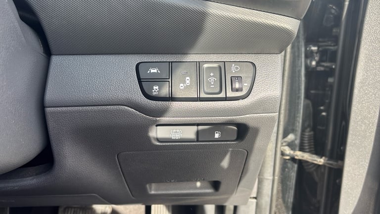 2021 Hyundai IONIQ 1.6 GDi Hybrid Premium SE 5dr DCT Hybrid Hatchback Hatchback Hybrid Automatic