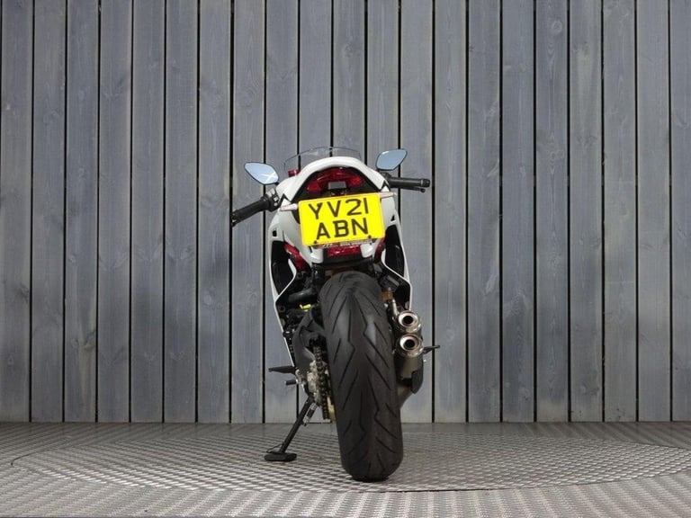 2021 21 DUCATI SUPERSPORT 950 S