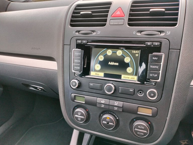 Volkswagen, GOLF, Hatchback, 2005, Manual, 1984 (cc), 5 doors