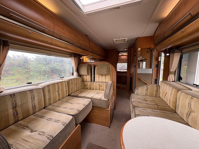 Autotrail Chieftain 2007 Twin Axle 4 Berth 4 Belt Motorhome For Sale 