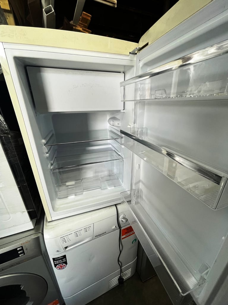 Montepellier under counter Fridge with Ice Box A++ Energy Rating