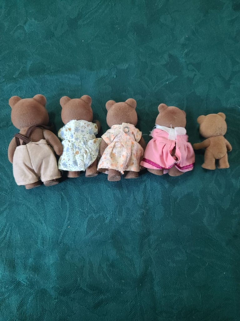 Sylvanian Timbertop brown bear family