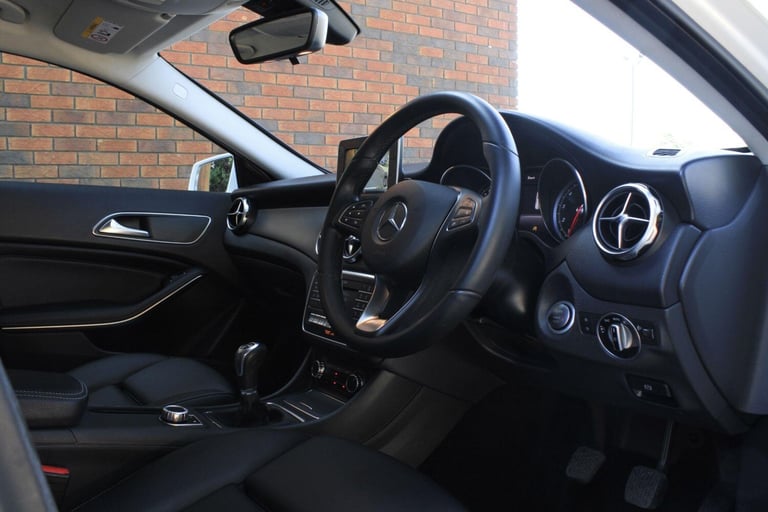 2018 Mercedes-Benz GLA 1.6 GLA200 SE (Executive) Euro 6 (s/s) 5dr ESTATE Petrol Manual