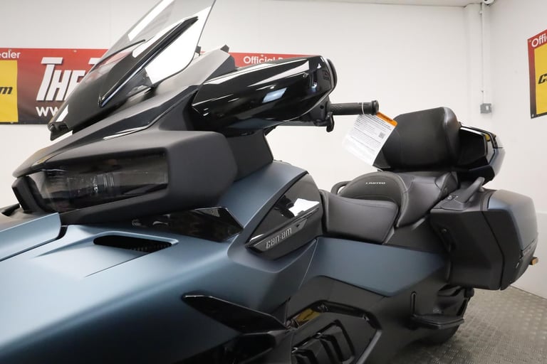 2025 Can-Am Spyder RT Limited Trike Mineral Blue Satin - IN STOCK NOW 