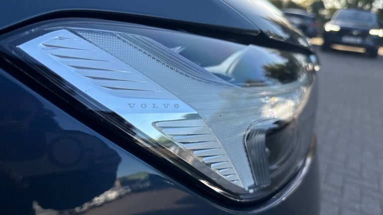 2023 Volvo XC60 Core, B5 AWD mild hybrid, Petrol Estate Petrol Automatic