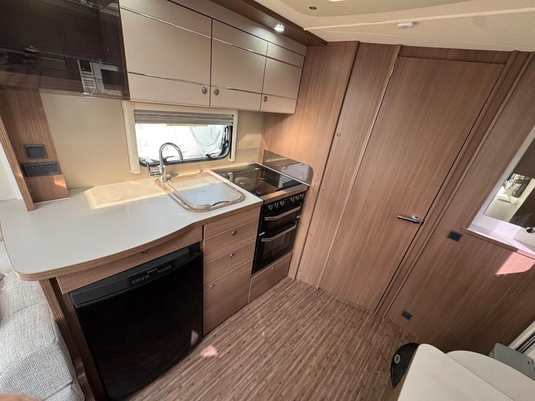 Elddis Affinity 482 / 2 2017