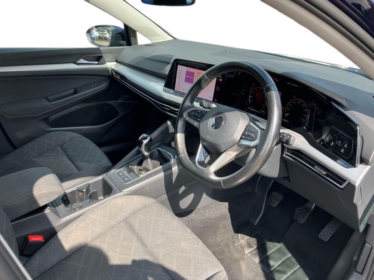 2021 Volkswagen Golf LIFE TSI ESTATE Petrol Manual