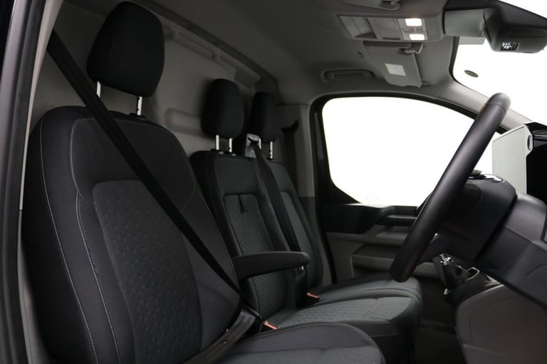 2024 Ford Transit Custom 2.0 EcoBlue 136ps H1 Van Limited PANEL VAN DIESEL Manual