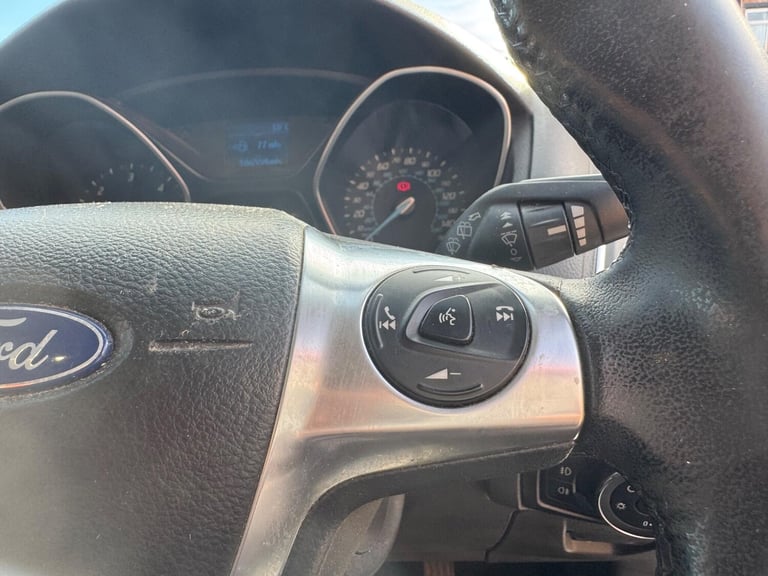 2013 Ford Focus 1.6 TDCi Titanium Euro 5 (s/s) 5dr ESTATE Diesel Manual