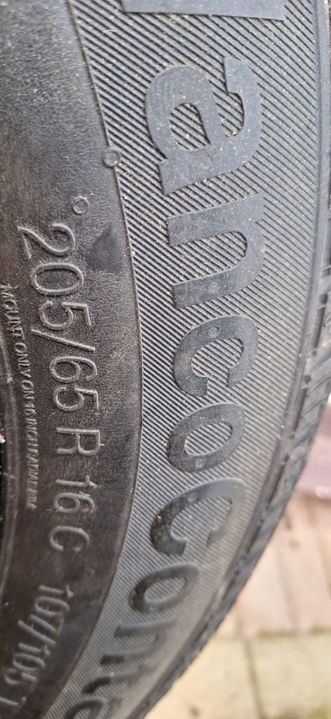 VW T5 Transporter wheels/tyres  x4 