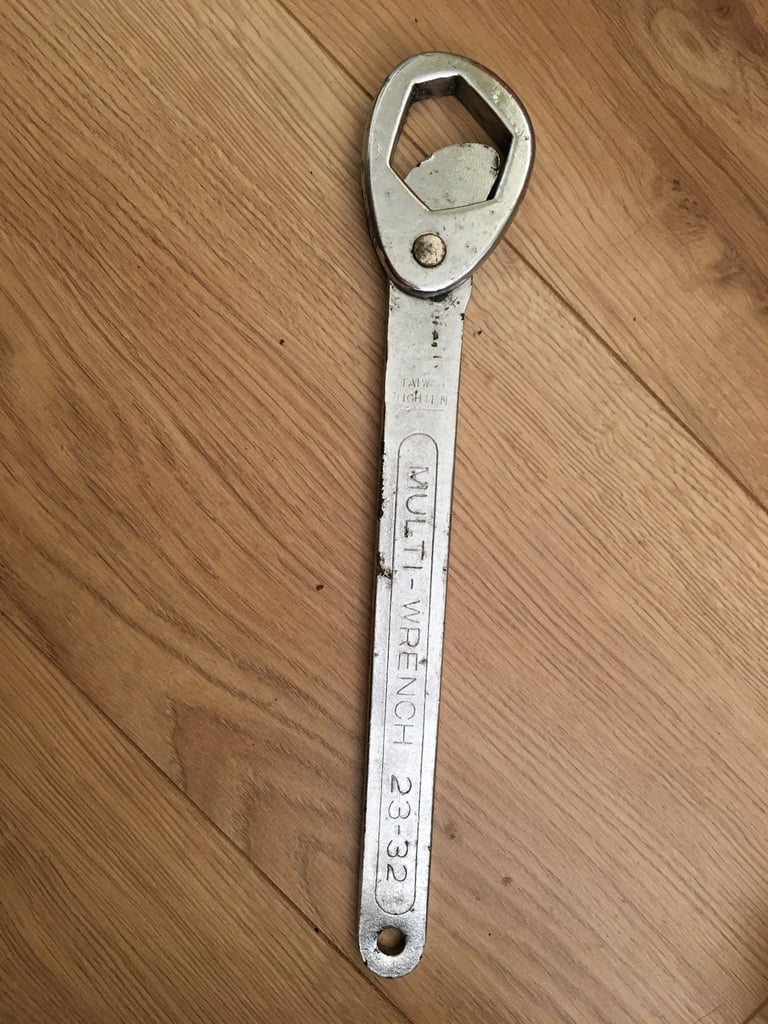 Multi wrench 23-32