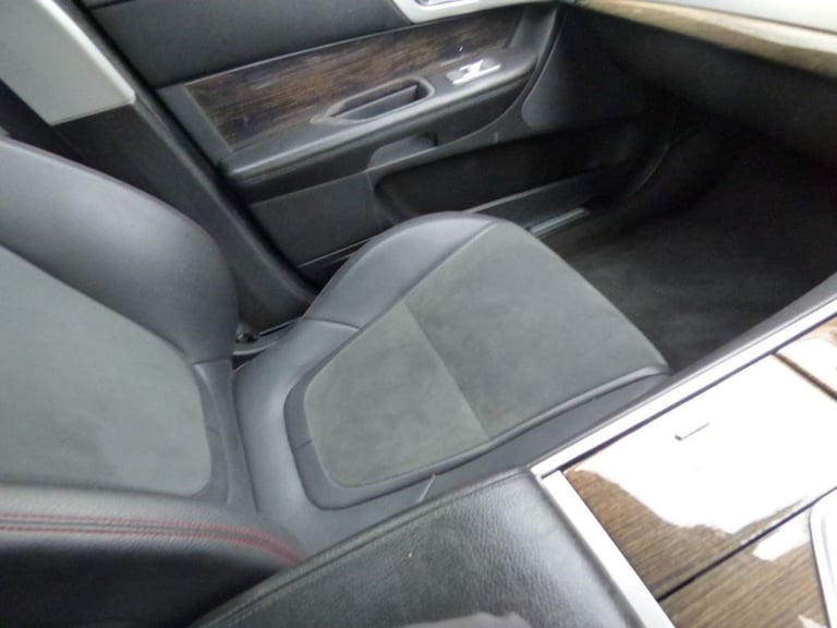 Jaguar XF 3.0d V6 R-Sport 4dr Auto [Start Stop] Diesel